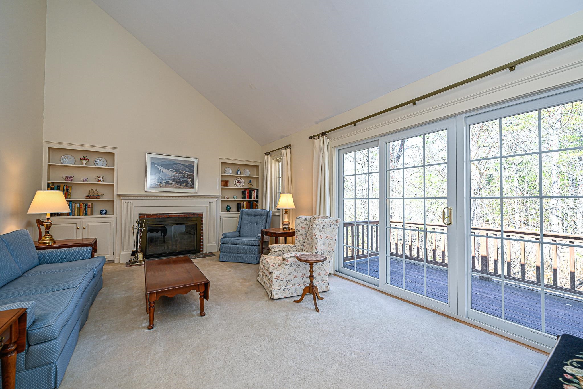 63 Peninsula Drive Stratham, NH 03885 - Photo 11 of 52