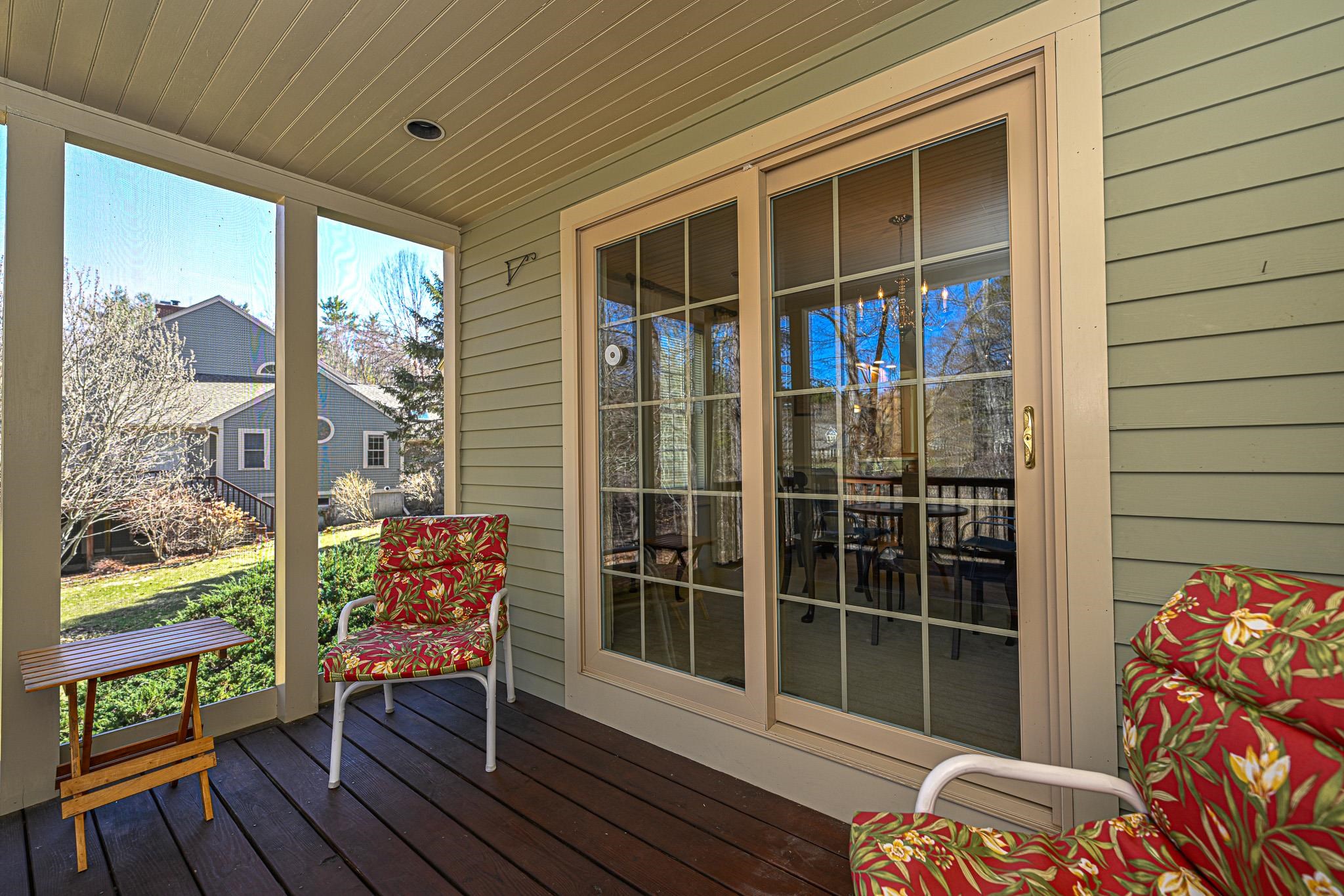 63 Peninsula Drive Stratham, NH 03885 - Photo 24 of 52