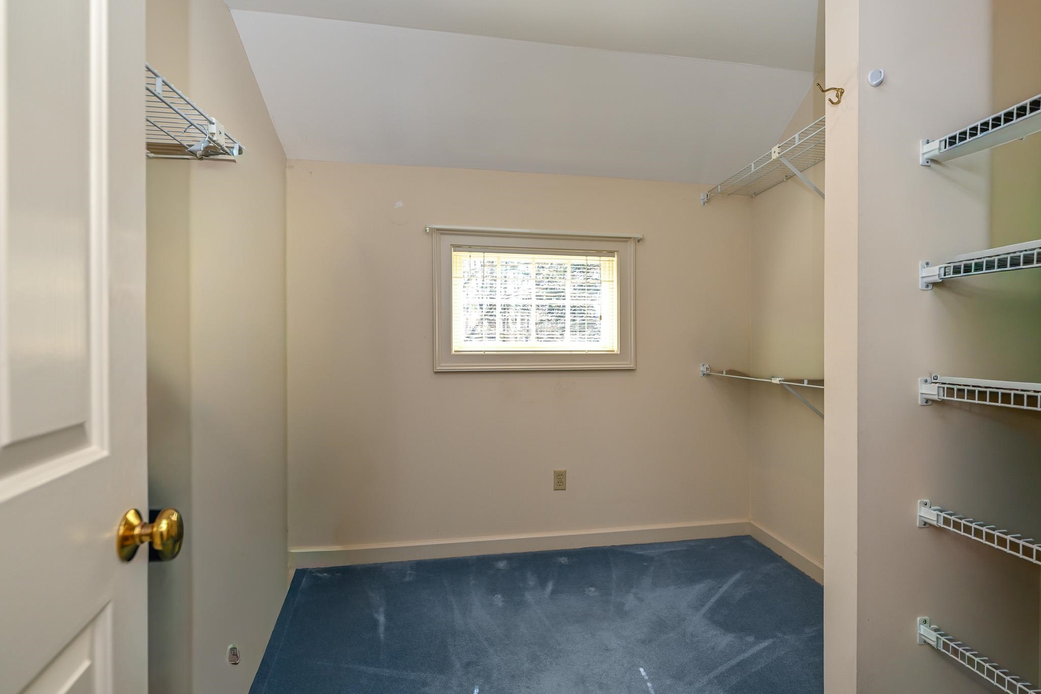 63 Peninsula Drive Stratham, NH 03885 - Photo 31 of 52