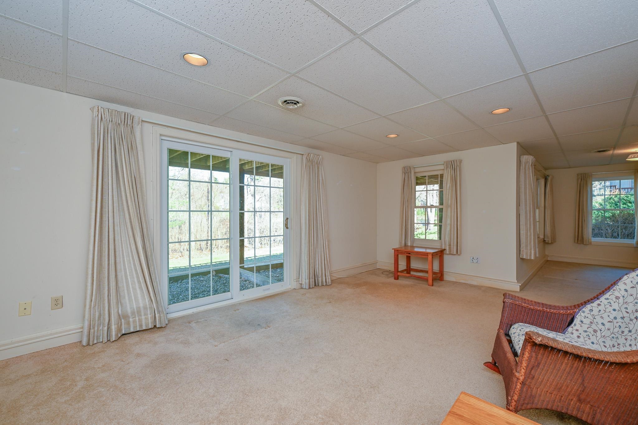 63 Peninsula Drive Stratham, NH 03885 - Photo 37 of 52