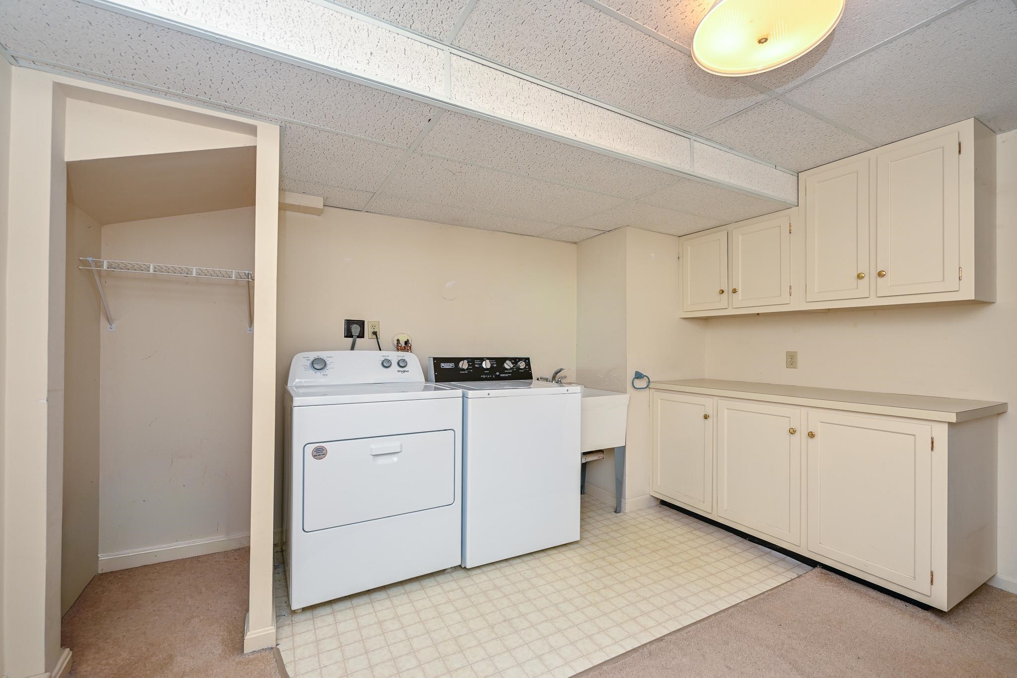 63 Peninsula Drive Stratham, NH 03885 - Photo 40 of 52