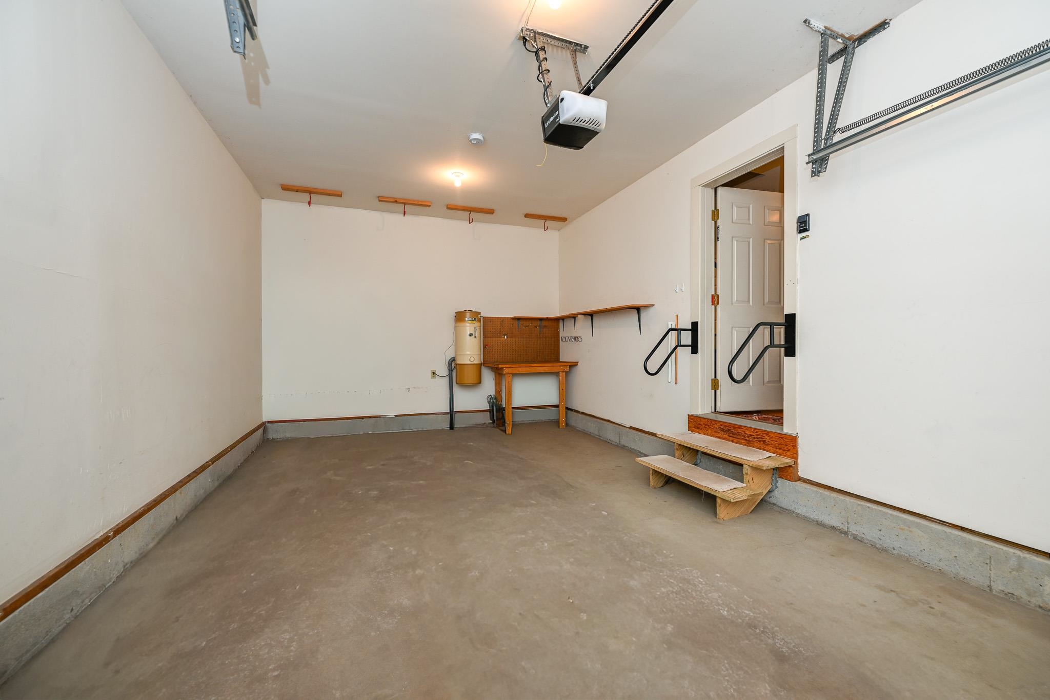 63 Peninsula Drive Stratham, NH 03885 - Photo 45 of 52