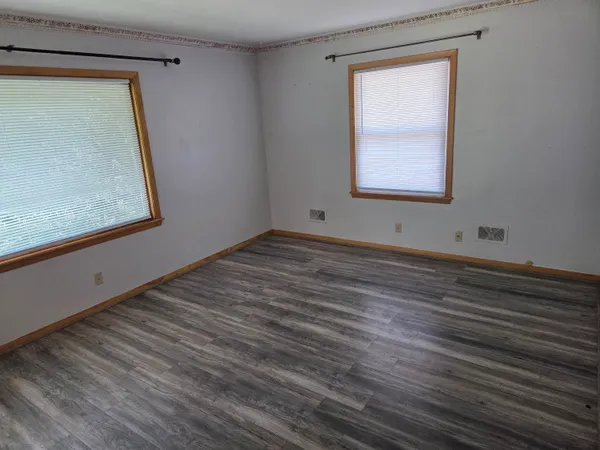 $2,000 | 2306 South 85th Street, West Allis, WI 53227