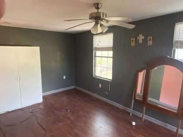 $120,000 | 731 West 3rd Street, McGregor, TX 76657
