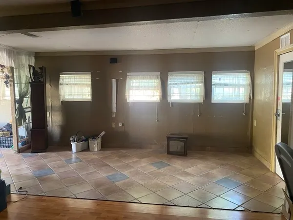 $120,000 | 731 West 3rd Street, McGregor, TX 76657