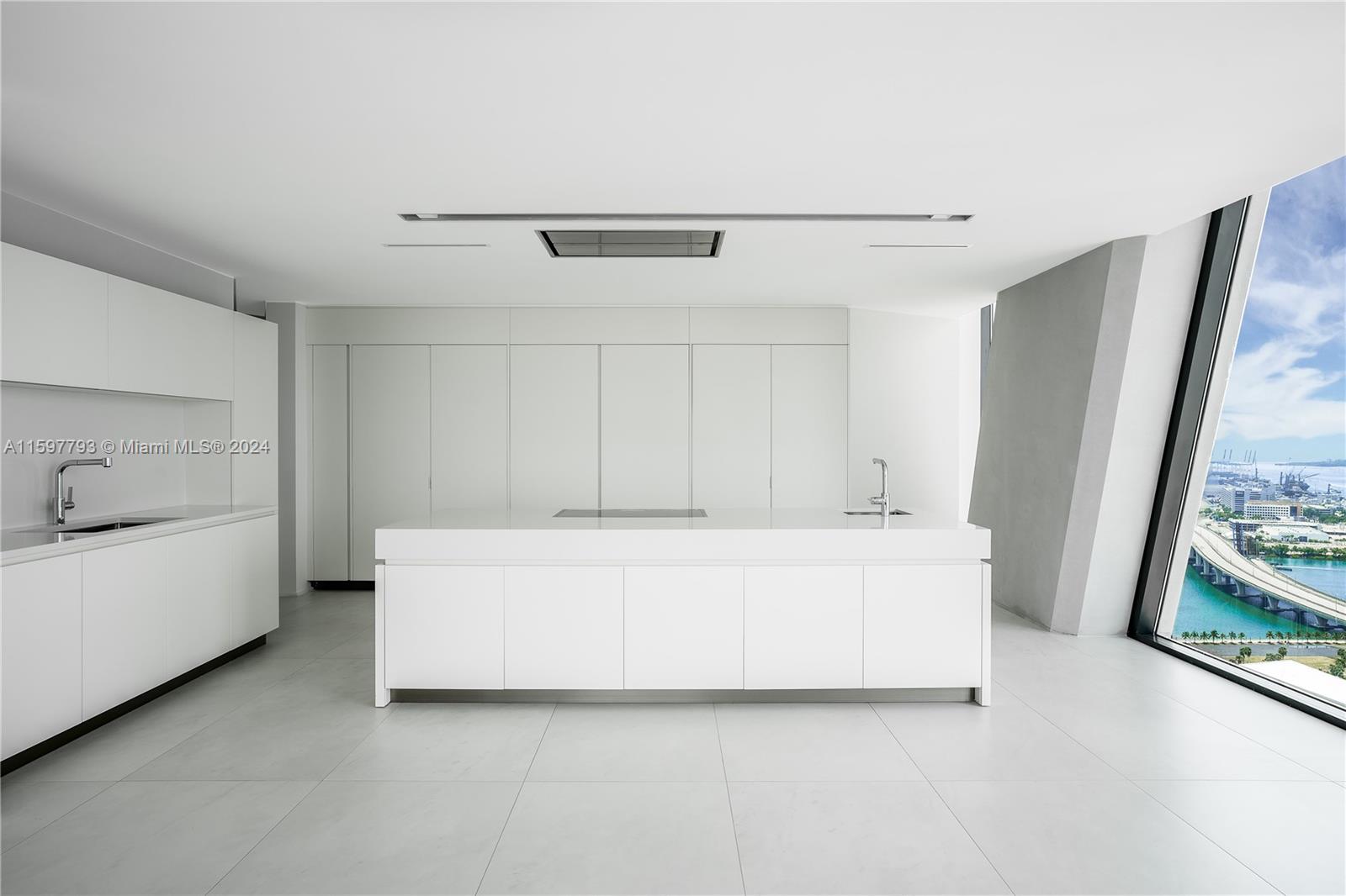 1000 Biscayne Boulevard, Unit 3701 Miami, FL 33132 - Photo 62 of 98