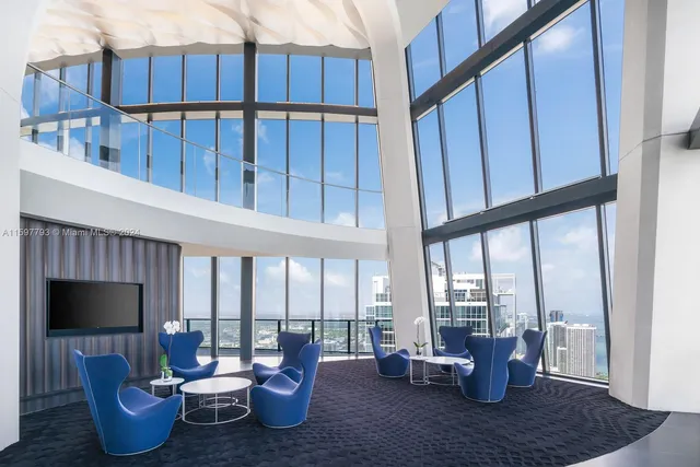 $7,100,000 | 1000 Biscayne Boulevard, Unit 3701, Miami, FL 33132