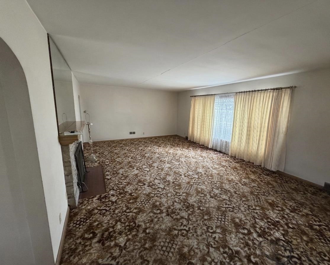 3916 5th Kenosha, WI 53140 - Photo 6 of 28