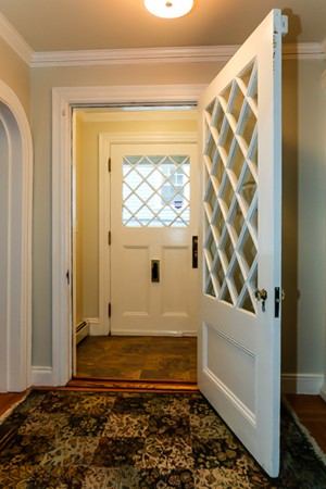 14 Wolcott Road Lynn, MA 01902 - Photo 8 of 29 Gallery Image 8