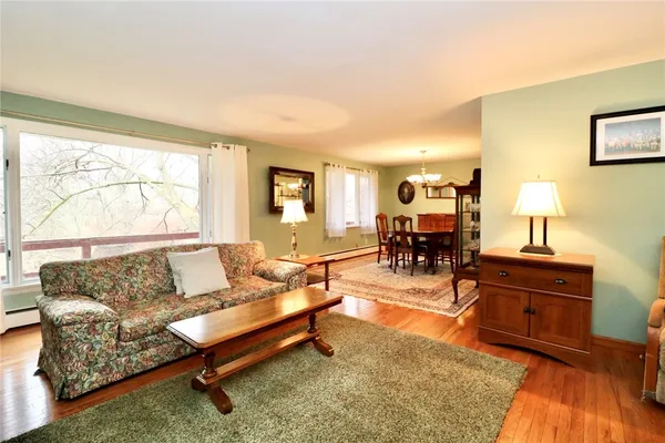 $299,900 | 1289 West Avenue, Parma, NY 14468