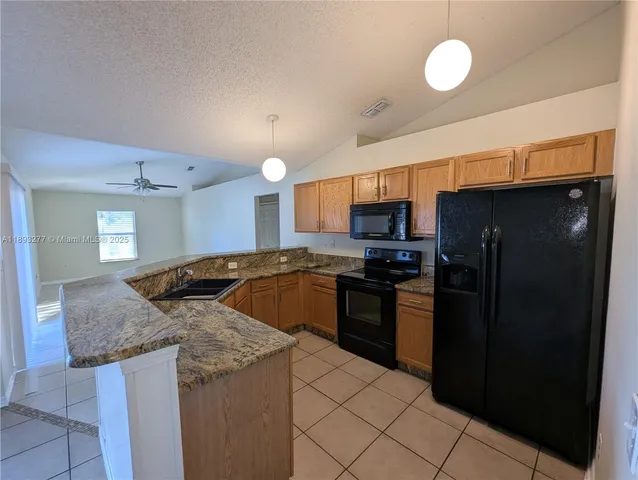 $1,850 | 78 Pine Grove Drive, Palm Coast, FL 32164