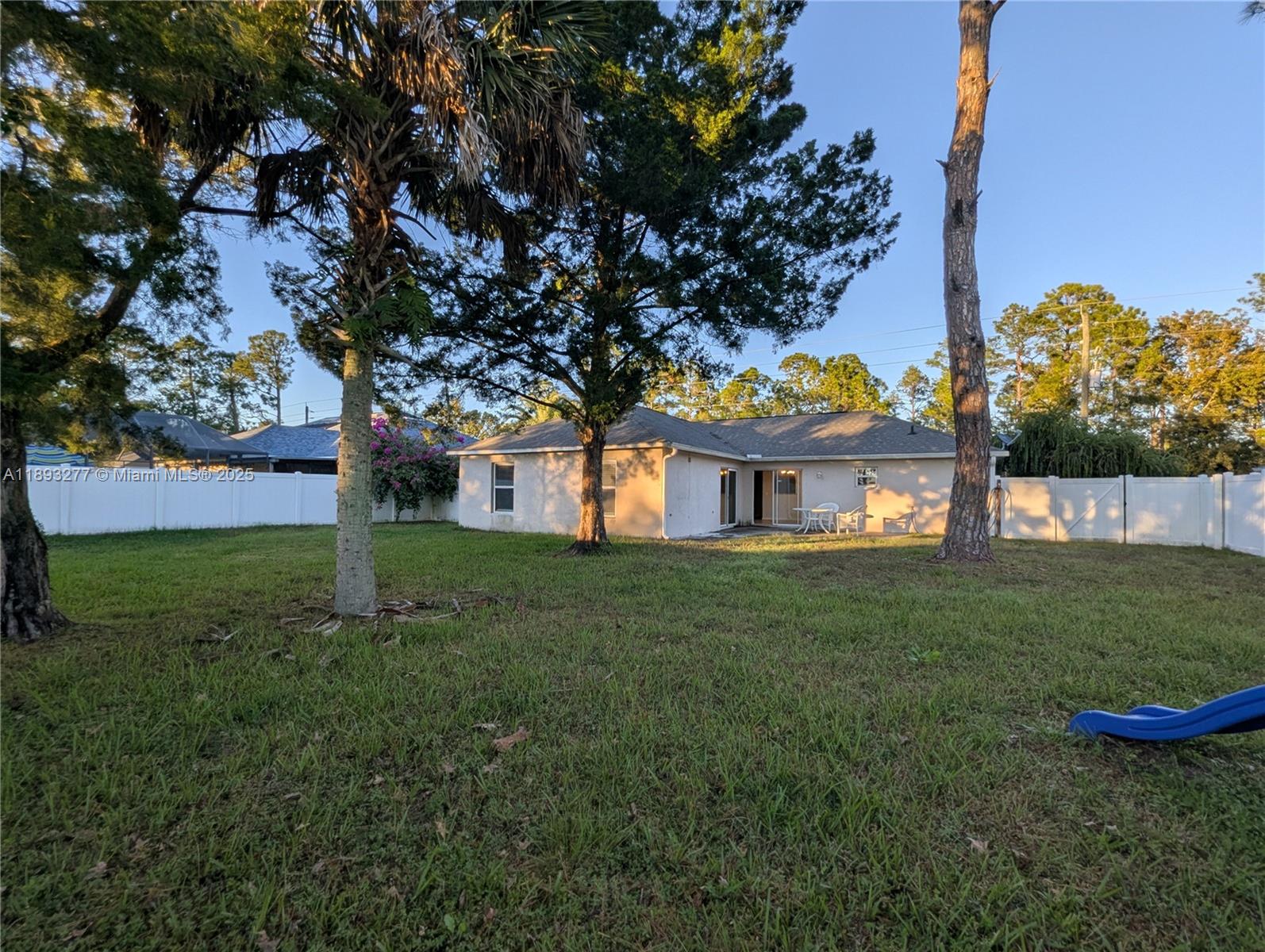 78 Pine Grove Drive Palm Coast, FL 32164 - Photo 8 of 49