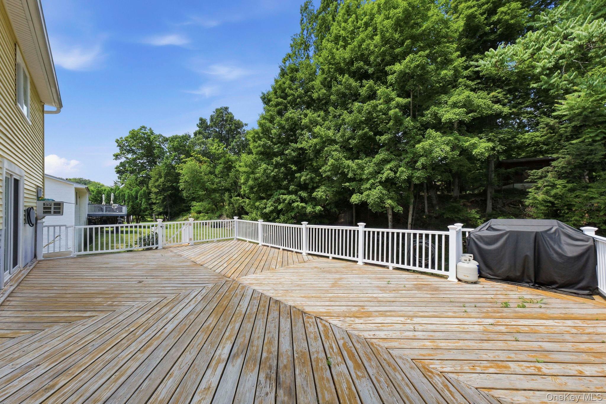 30 Raker Road Poughkeepsie, NY 12603 - Photo 24 of 28 Deck