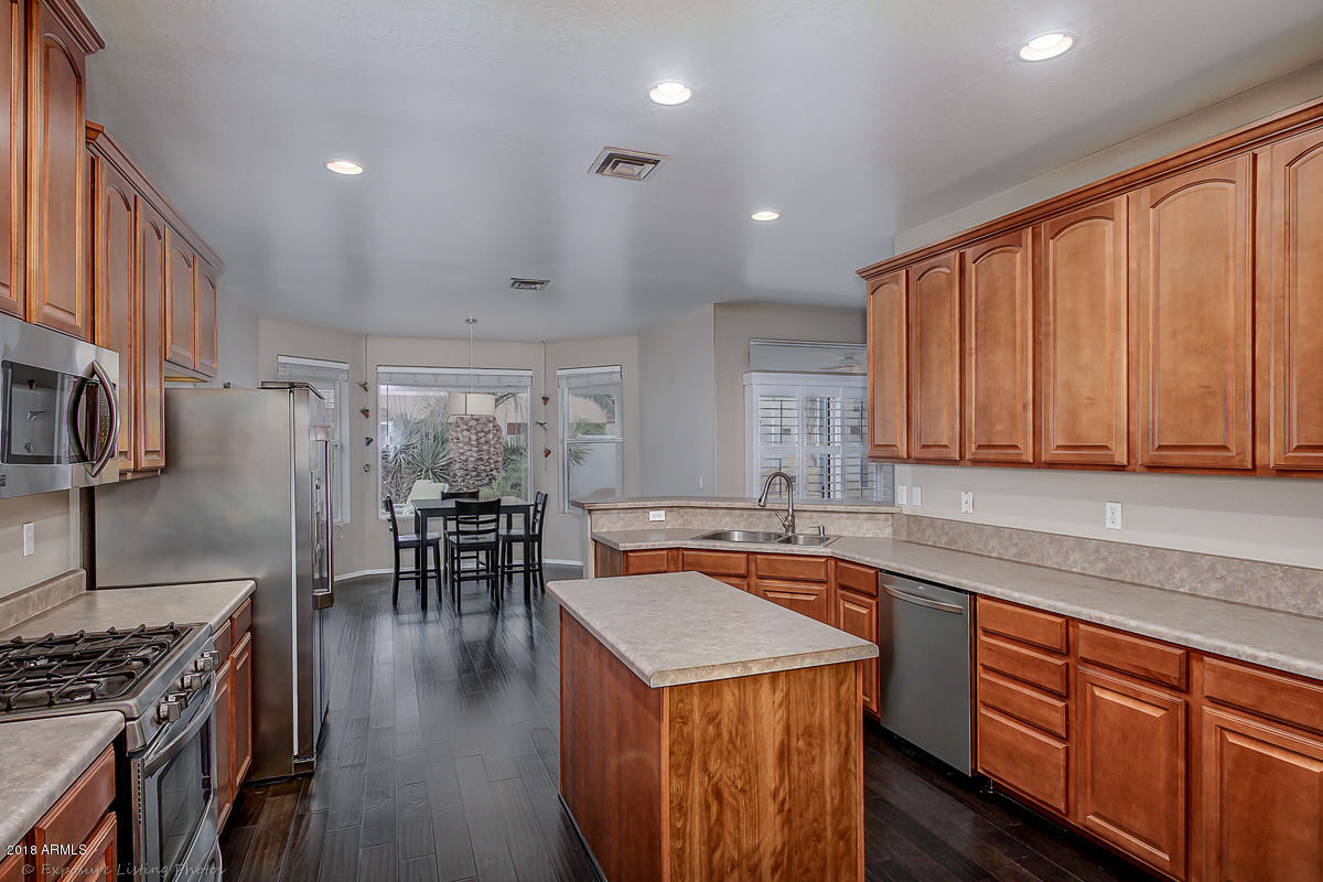 3768 East Del Rio Street Gilbert, AZ 85295 - Photo 8 of 37 a-34