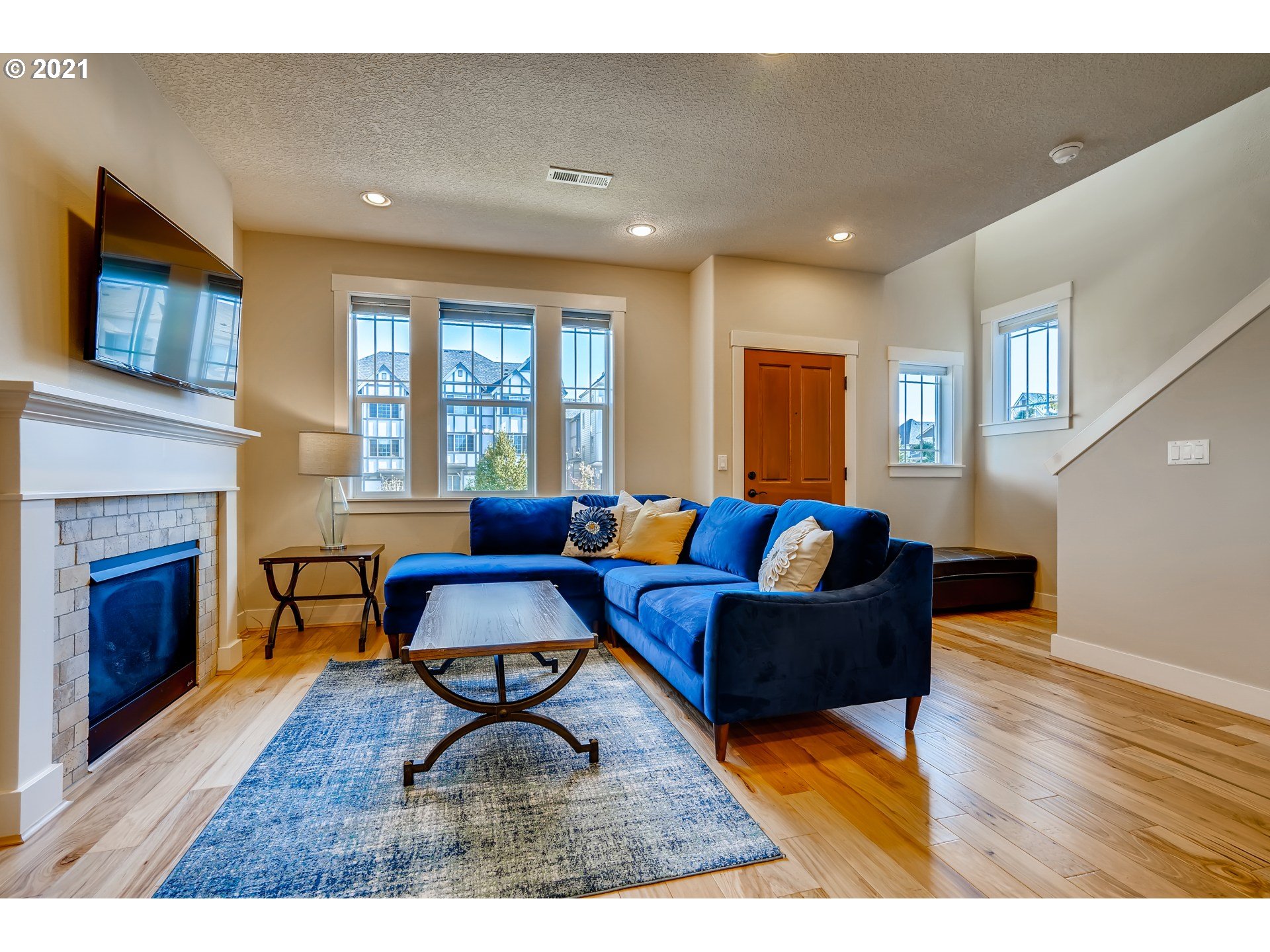 14882 Northwest Shackelford Road Portland, OR 97229 - Photo 5 of 29 Gallery Image 5