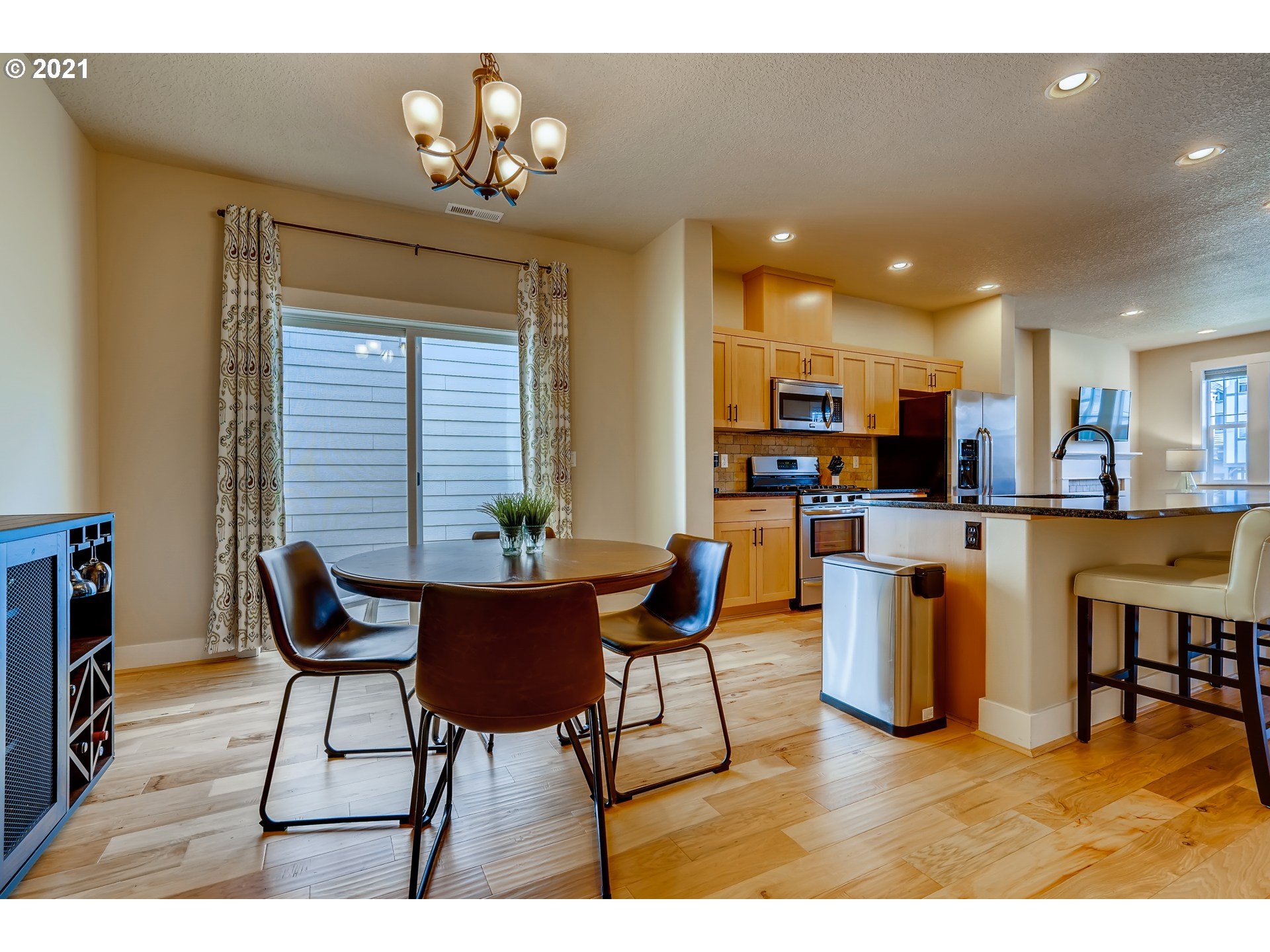 14882 Northwest Shackelford Road Portland, OR 97229 - Photo 7 of 29 Gallery Image 7