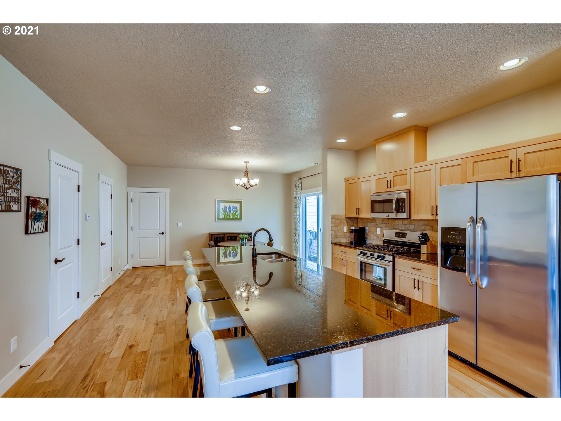 14882 Northwest Shackelford Road Portland, OR 97229 - Photo 8 of 29 Gallery Image 8