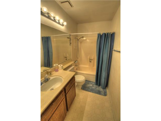 10383 Rochelle Lane Santee, CA 92071 - Photo 12 of 22 Gallery Image 12