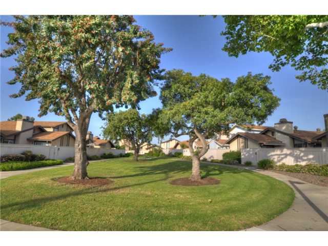 10383 Rochelle Lane Santee, CA 92071 - Photo 19 of 22 Gallery Image 19