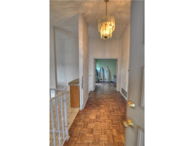 10383 Rochelle Lane Santee, CA 92071 - Photo 5 of 22 Gallery Image 5