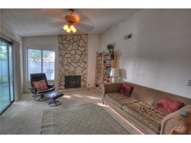 10383 Rochelle Lane Santee, CA 92071 - Photo 9 of 22 Gallery Image 9