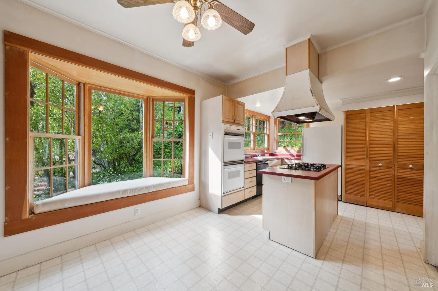 19 Del Norte Road San Anselmo, CA 94960 - Photo 20 of 23 Gallery Image 20
