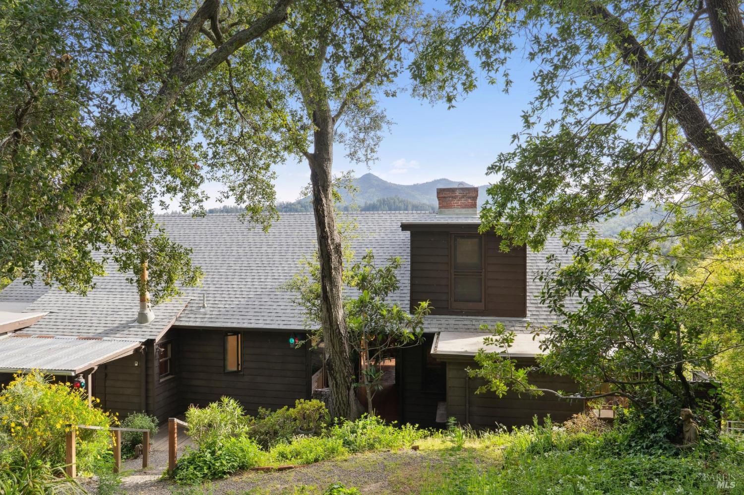 19 Del Norte Road San Anselmo, CA 94960 - Photo 5 of 23 Gallery Image 5