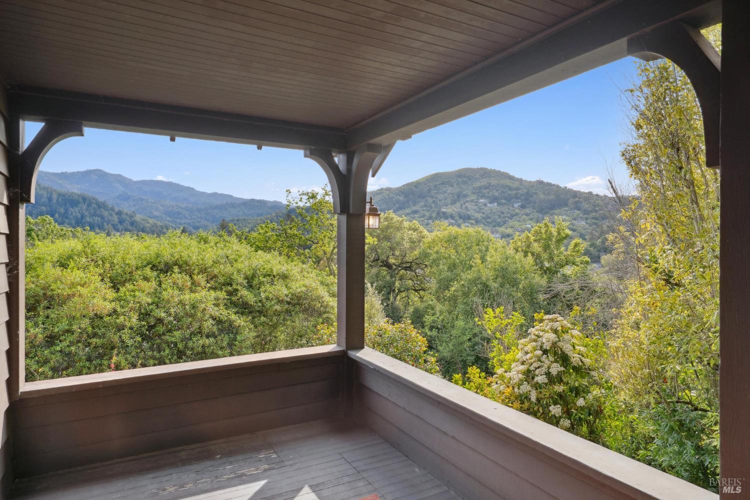 19 Del Norte Road San Anselmo, CA 94960 - Photo 6 of 23 Gallery Image 6
