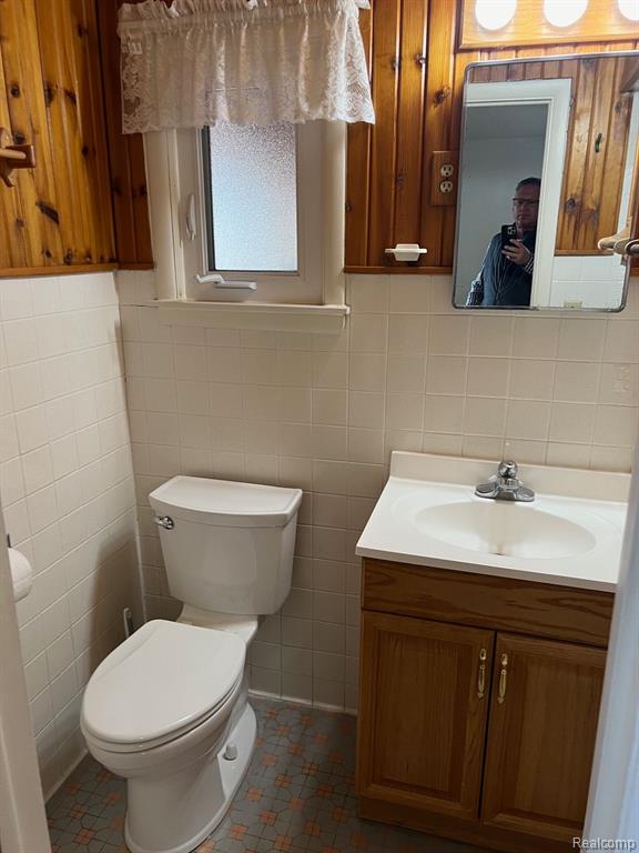 1425 Peppermill Road Lapeer, MI 48446 - Photo 22 of 44