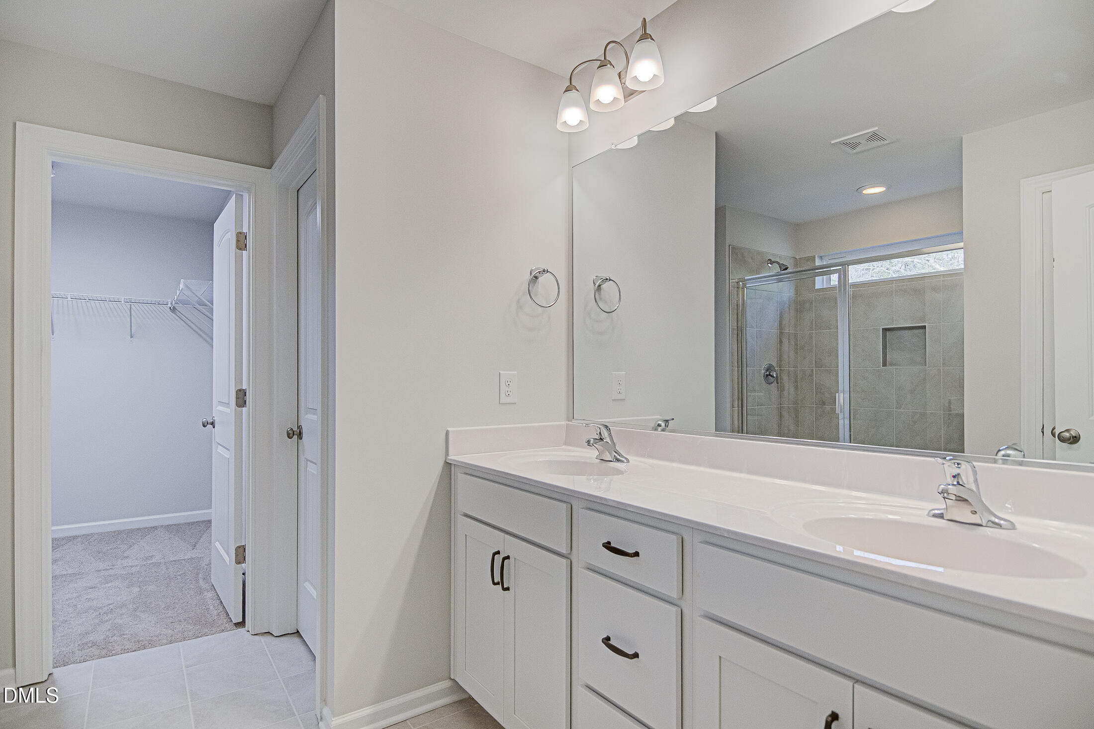 22 Starlet Rdg Way Clayton, NC 27520 - Photo 29 of 34 3412 Grandview Crossing Lane-20