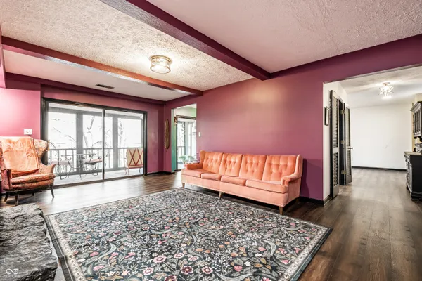 $249,900 | 108 Knoll Court, Unit E, Noblesville, IN 46062