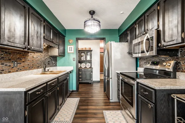 $249,900 | 108 Knoll Court, Unit E, Noblesville, IN 46062