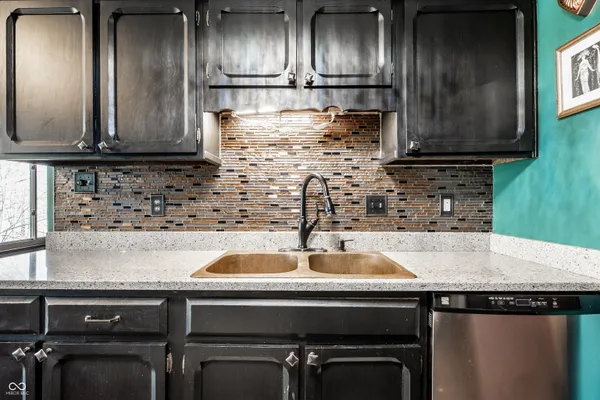 $249,900 | 108 Knoll Court, Unit E, Noblesville, IN 46062