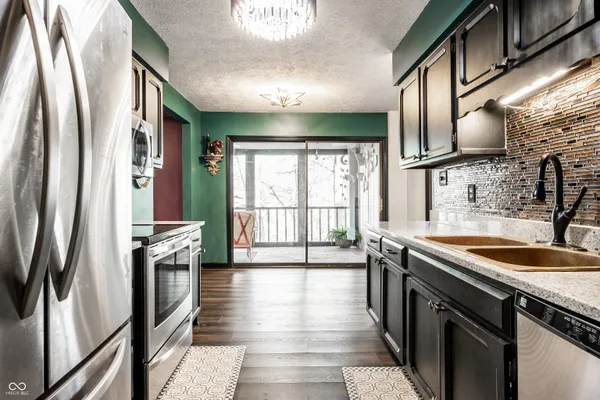 $249,900 | 108 Knoll Court, Unit E, Noblesville, IN 46062