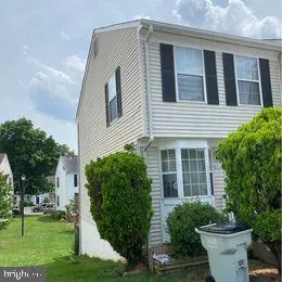 $2,350 | 8314 Georgian Court, Manassas, VA 20110