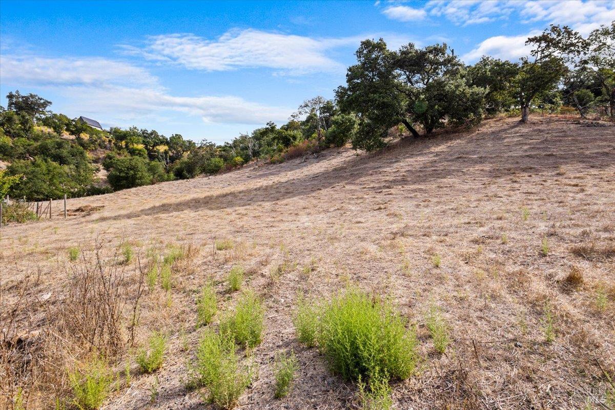 1889 Riebli Road Santa Rosa, CA 95404 - Photo 37 of 57 Gallery Image 37