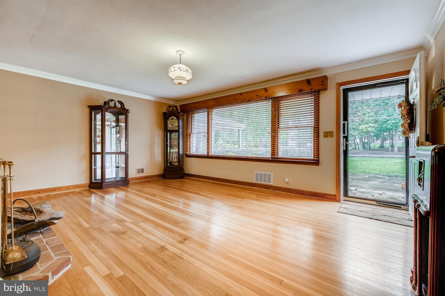 1606 Philadelphia Road Joppa, MD 21085 - Photo 3 of 28 Gallery Image 3