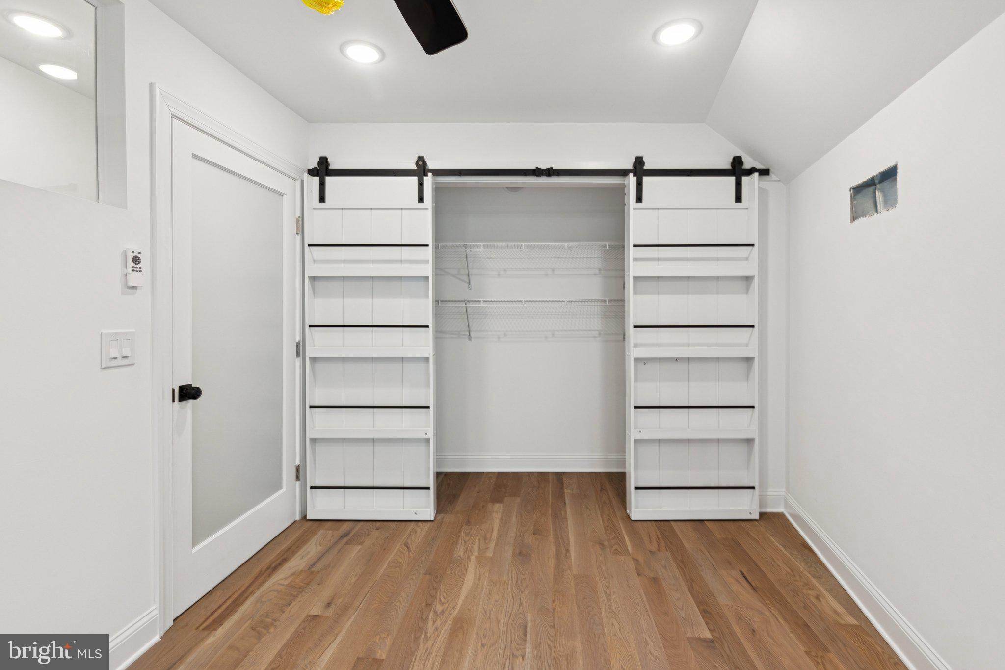 500 Clymer Street Philadelphia, PA 19147 - Photo 17 of 24