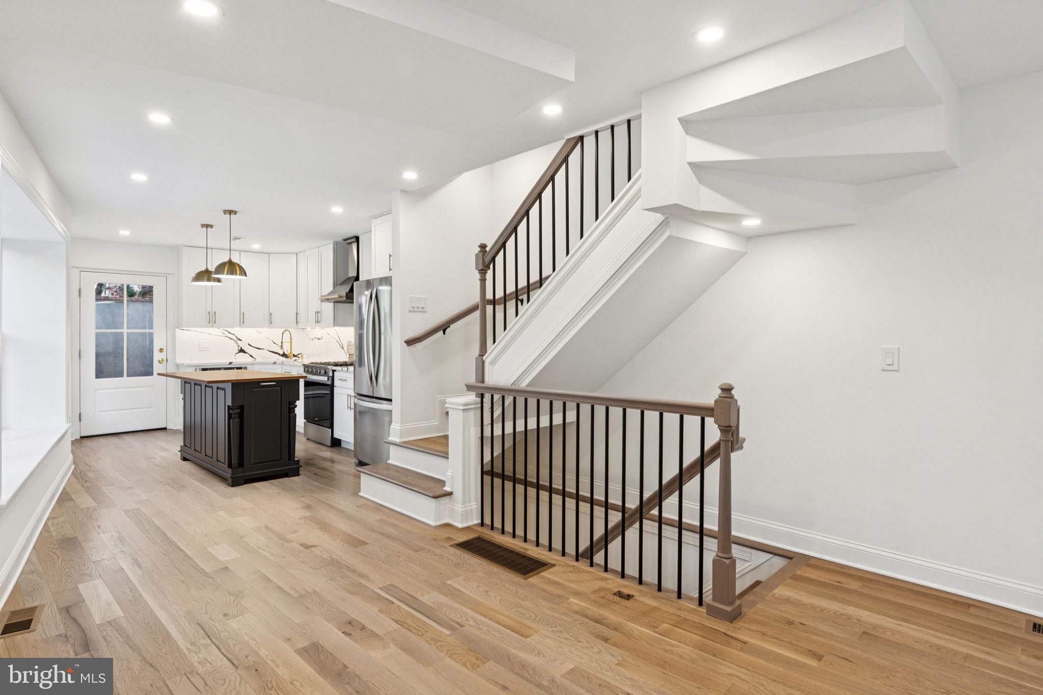 500 Clymer Street Philadelphia, PA 19147 - Photo 2 of 24