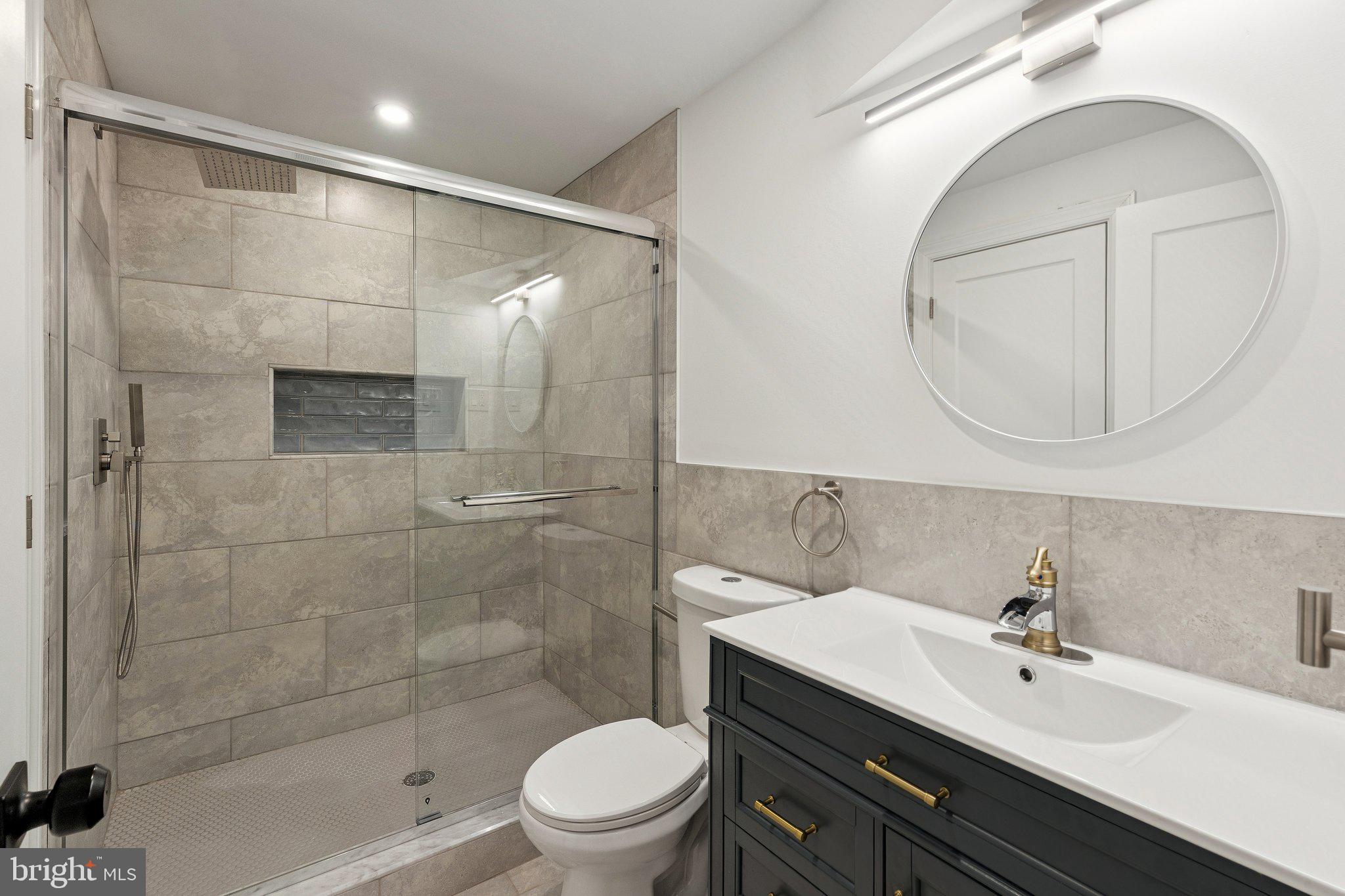 500 Clymer Street Philadelphia, PA 19147 - Photo 23 of 24