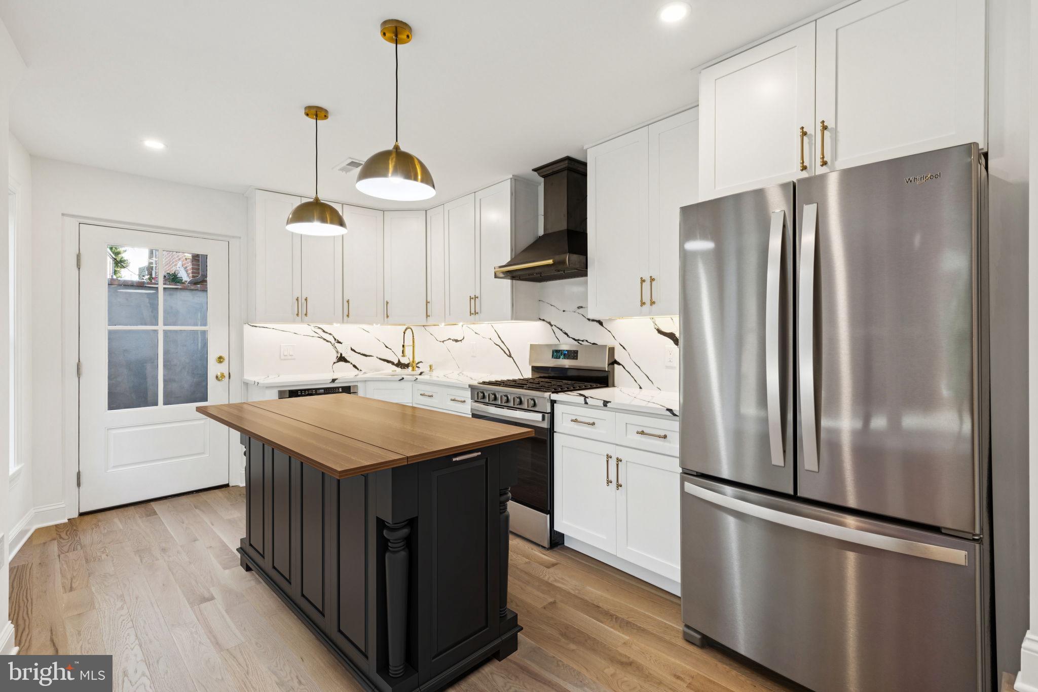 500 Clymer Street Philadelphia, PA 19147 - Photo 3 of 24