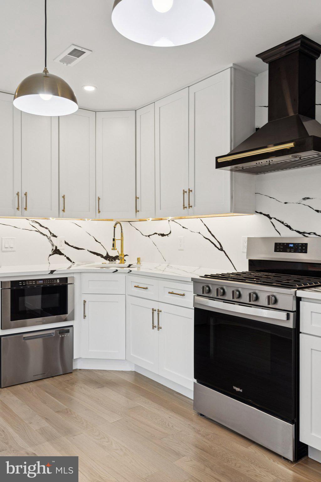 500 Clymer Street Philadelphia, PA 19147 - Photo 5 of 24