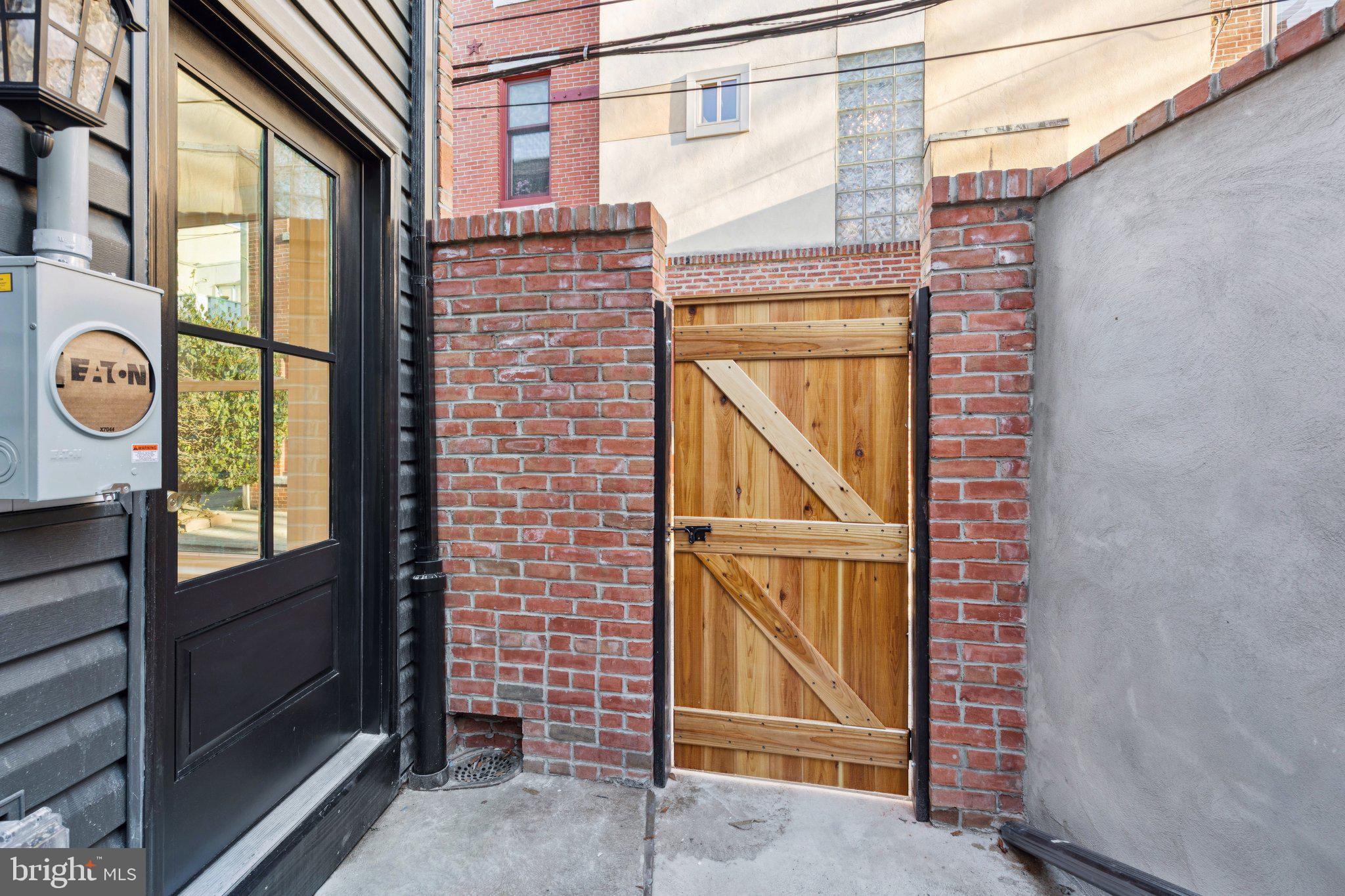 500 Clymer Street Philadelphia, PA 19147 - Photo 8 of 24