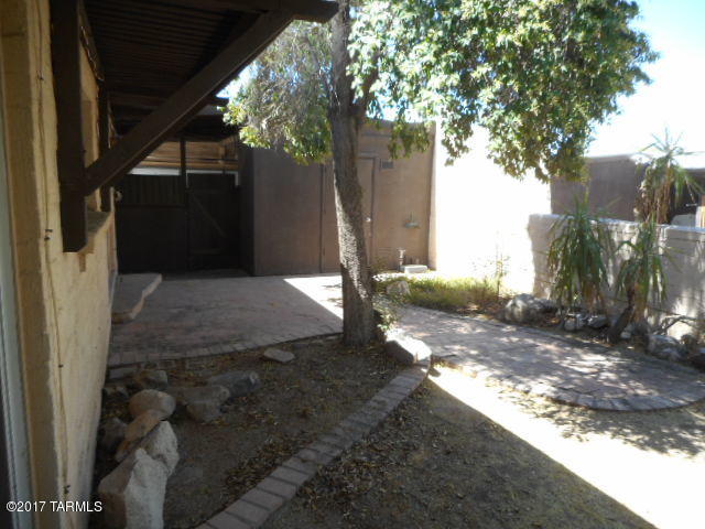 285 South Kolb Road, Unit 21 Tucson, AZ 85710 - Photo 31 of 40