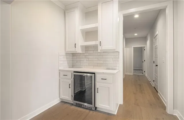 $669,900 | 4814 Northeast 105th Street, Kansas City, MO 64156