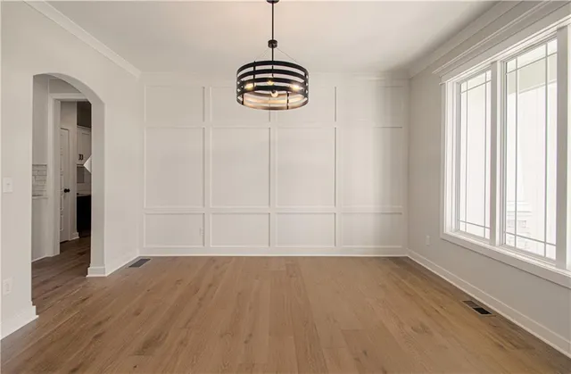 $669,900 | 4814 Northeast 105th Street, Kansas City, MO 64156