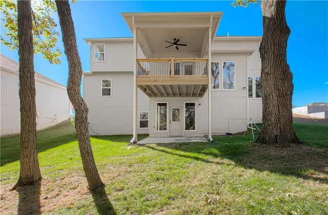 $669,900 | 4814 Northeast 105th Street, Kansas City, MO 64156