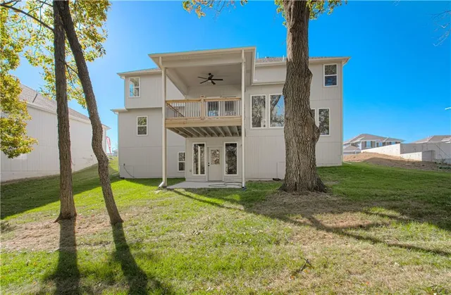 $669,900 | 4814 Northeast 105th Street, Kansas City, MO 64156