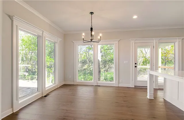 $669,900 | 4814 Northeast 105th Street, Kansas City, MO 64156