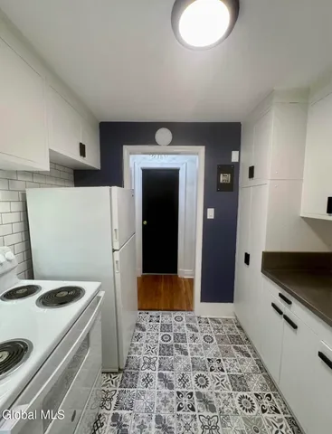 $1,595 | 612 Union Street, Unit 9, Schenectady, NY 12305